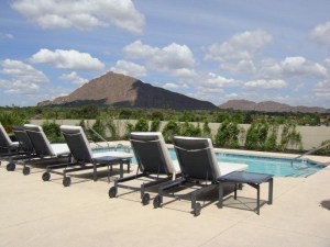 Scottsdale Luxury Condo pool